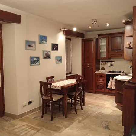 Apartamento Mansarda Monte Bianco