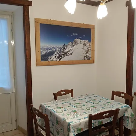 Mansarda Monte Bianco Appartamento La Salle